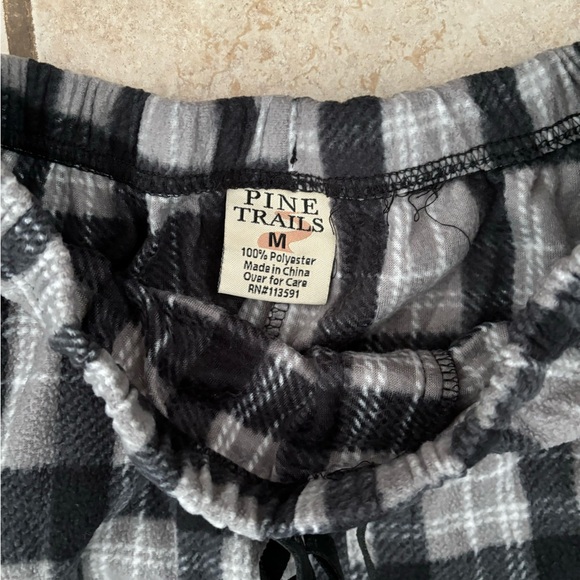 Pine Trails Men's Plaid Pajama Pants - Picture 2 of 3